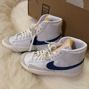 Nike Blazer Mid 77 women’s